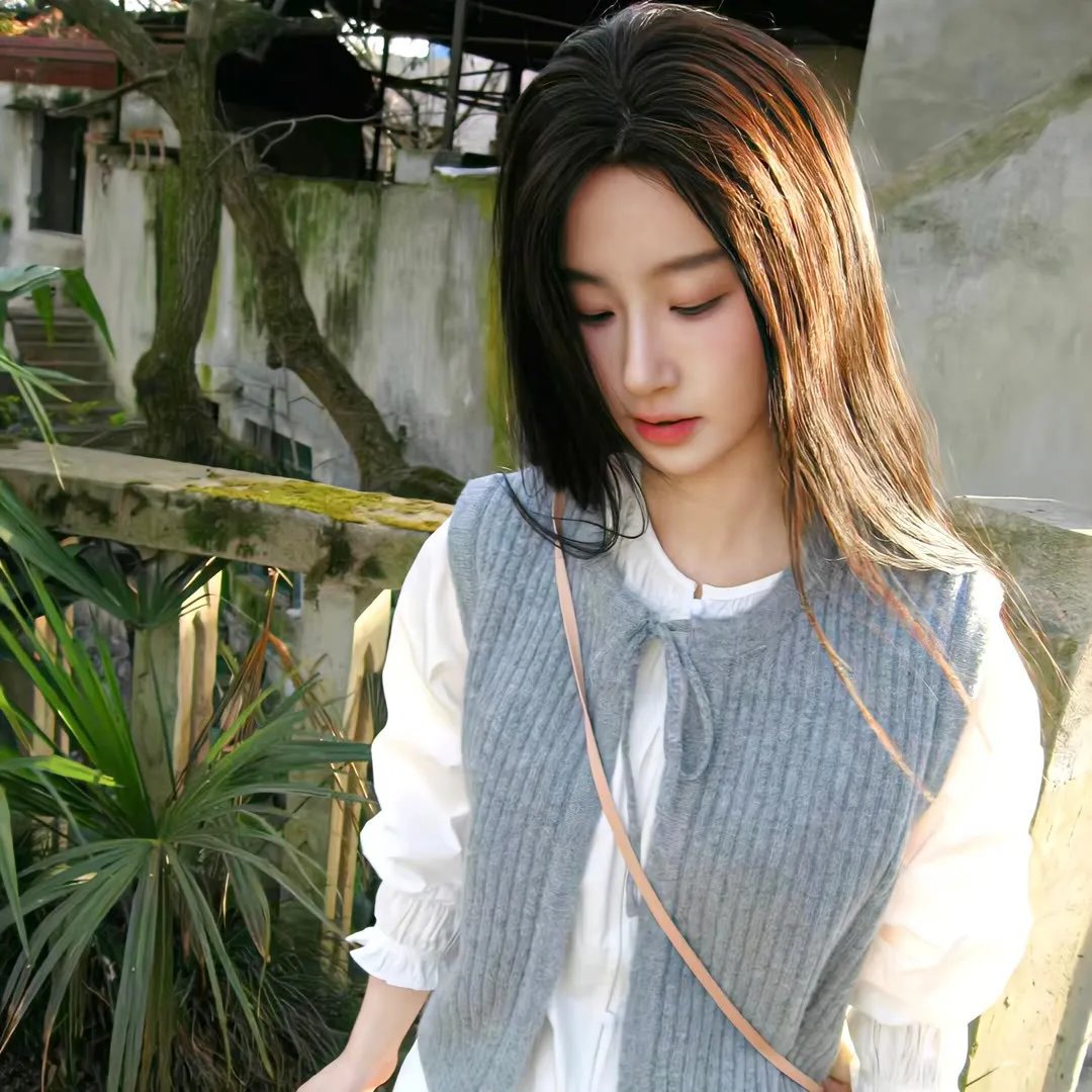 金发奇女